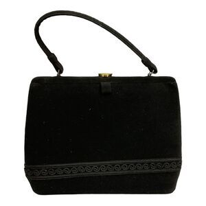 Soure Bag  New York Women’s Vintage Black Velvet Handbag.
